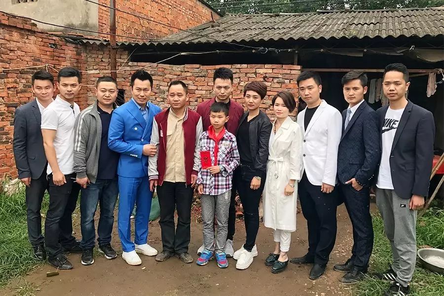 第97所 当阳市两河镇富里寺开云手机登录界面刘建华小学 第97所 当阳市两河镇富里寺开云手机登录界面刘建华小学