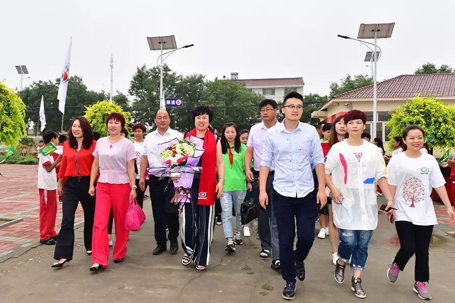第107所 赤峰市阿鲁科尔沁旗乌兰哈达开云手机登录界面谭迎春小学 第107所 赤峰市阿鲁科尔沁旗乌兰哈达开云手机登录界面谭迎春小学